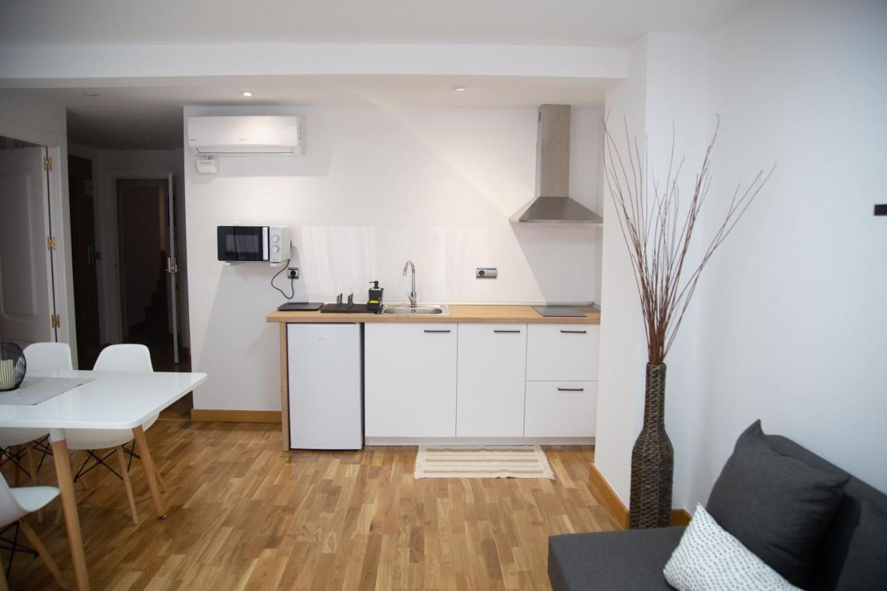 Elizabeth Towers Apartment Almansa Exterior photo