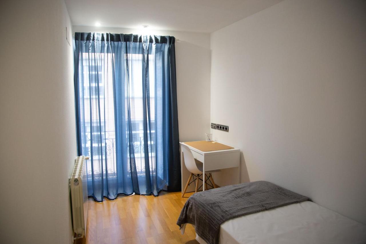 Elizabeth Towers Apartment Almansa Exterior photo